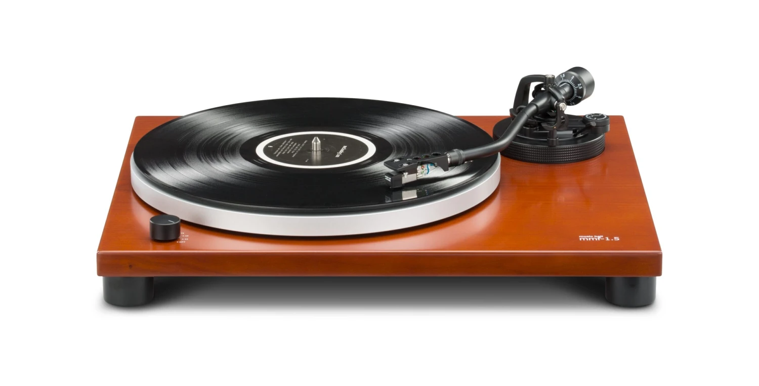 Music Hall - MMF-1.5 Turntable (Cherry) 3 Music Hall - MMF-1.5 Turntable (Cherry)