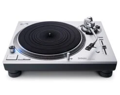 Technics - SL-1200GR Direct Drive Turntable