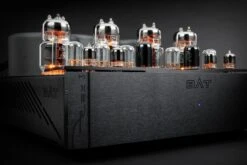 BAT - Rex 3 Power Tube Amplifier -Music Player Store BAT Rex 3 Power Amplifier Black 08 Detail 01