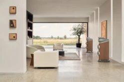 Bowers And Wilkins - 801 D4 Tower Speakers (Pair) 16 Bowers And Wilkins - 801 D4 Tower Speakers (Pair) -Music Player Store Bowers Wilkins 801 D4 Black 07 Lifestyle 01