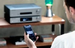 Cambridge - CXA61 Integrated Amplifier -Music Player Store Cambridge Audio CXA61 Integrated Amp 09 Lifestyle CXC iPhone