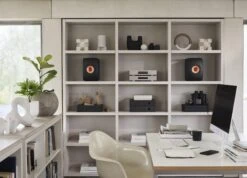 KEF - LS50 Meta Bookshelf Speakers (Pair) -Music Player Store KEF LS50 Meta Speakers CarbonBlack 07 Lifestyle 1