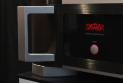 Mark Levinson - ML-50 Mono Power Amplifiers (Pair) -Music Player Store Mark20Levinson20ML 50 CloseUp20Front20Left20Handle BlackBackground EV20Munich