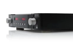 Mark Levinson - No 526 Preamplifier -Music Player Store Mark Levinson 526 Preamp 05 Hero 01 White