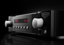 Mark Levinson - No 526 Preamplifier -Music Player Store Mark Levinson 526 Preamp 06 Hero 01 Dark