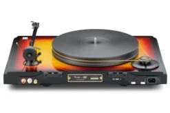 Mobile Fidelity - Fender X MoFi PrecisionDeck Turntable -Music Player Store MoFi Electronics Fender PrecisionDeck Sunburst 07 Rear