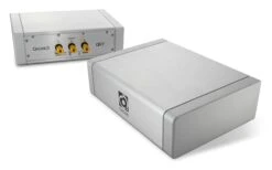 Nordost - QRT QKore Ground Unit -Music Player Store Nordost QKore 02 Front Back