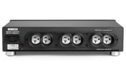 Shunyata - Denali 6000/S V2 Power Conditioner 5 Shunyata - Denali 6000/S V2 Power Conditioner -Music Player Store Shunyata Denali 6000 S V2 Black 02 Back