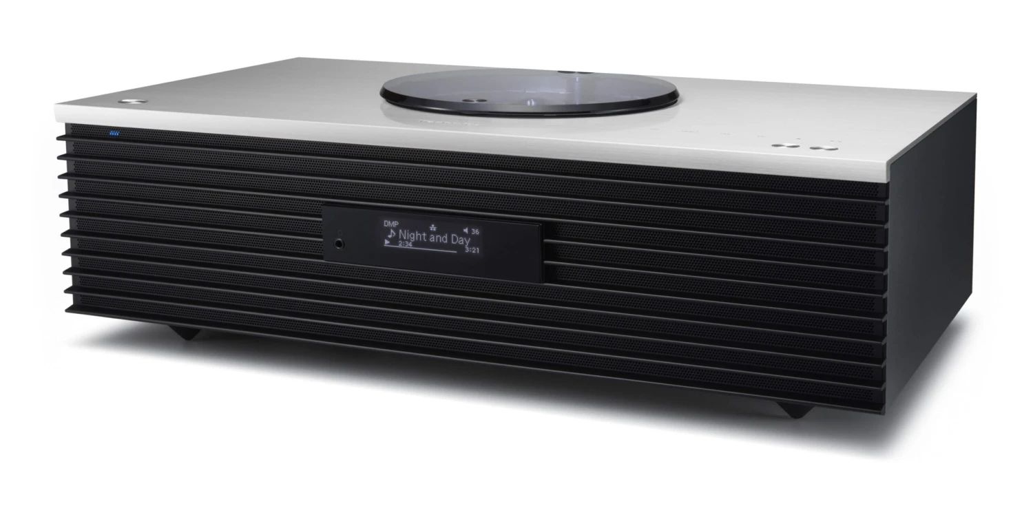 Technics - SC-C70MK2 Music And Speaker System 4 Technics - SC-C70MK2 Music And Speaker System - Image 2