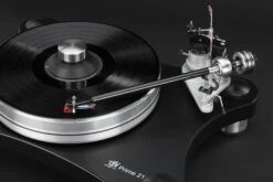 VPI - Prime 21 Turntable -Music Player Store VPI Prime 21 Plus Turntable Black 08 Detail